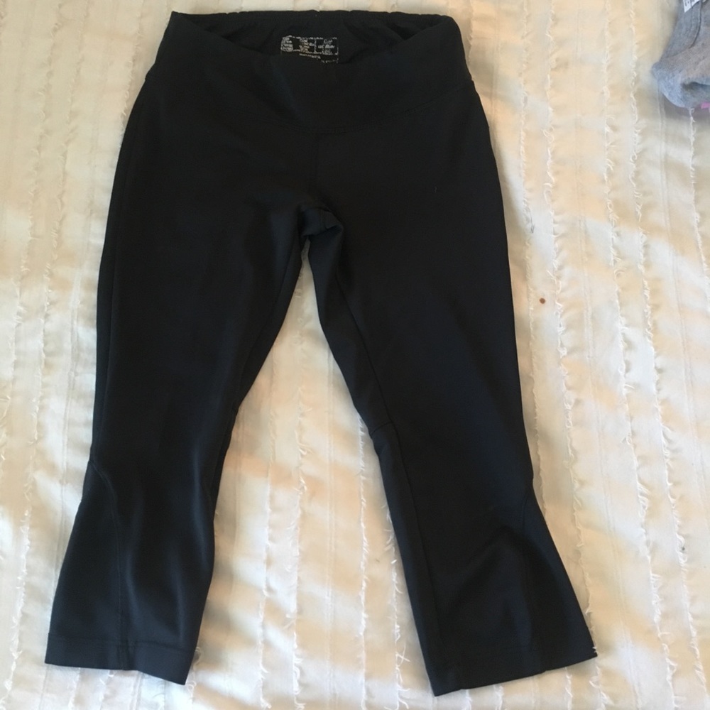 Black Adidas Cropped Running Leggings